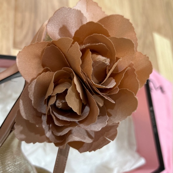 Nina “Critia” Tearose. Sz 7. (worn once lol for wedding) - Picture 7 of 7